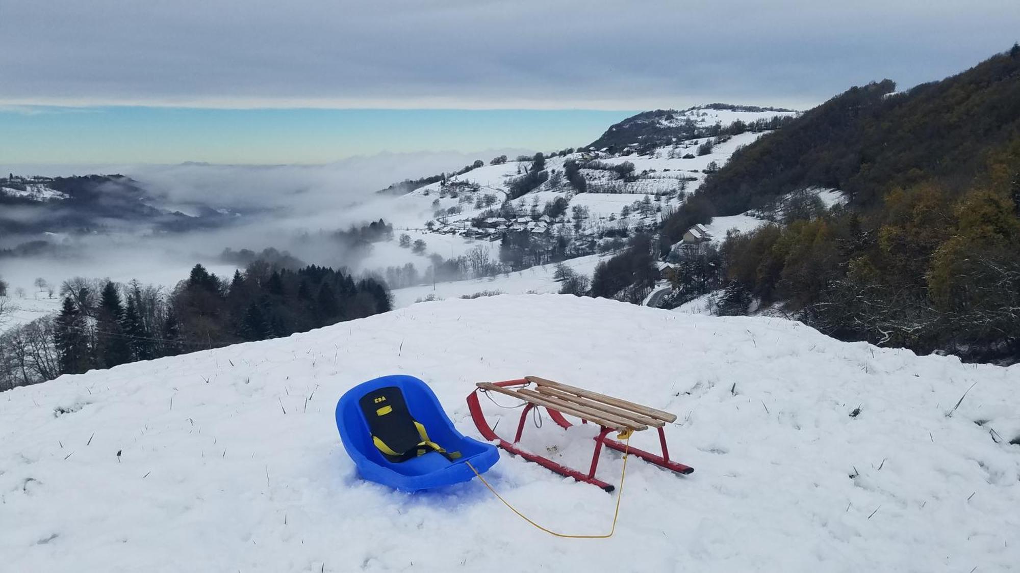 Un Pied Devant L'Autre Sainte-Marie-D'Alvey Esterno foto